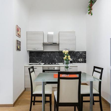 Apartamento Corso Dei Mille Station Flat With Balcony Palermo Exterior foto